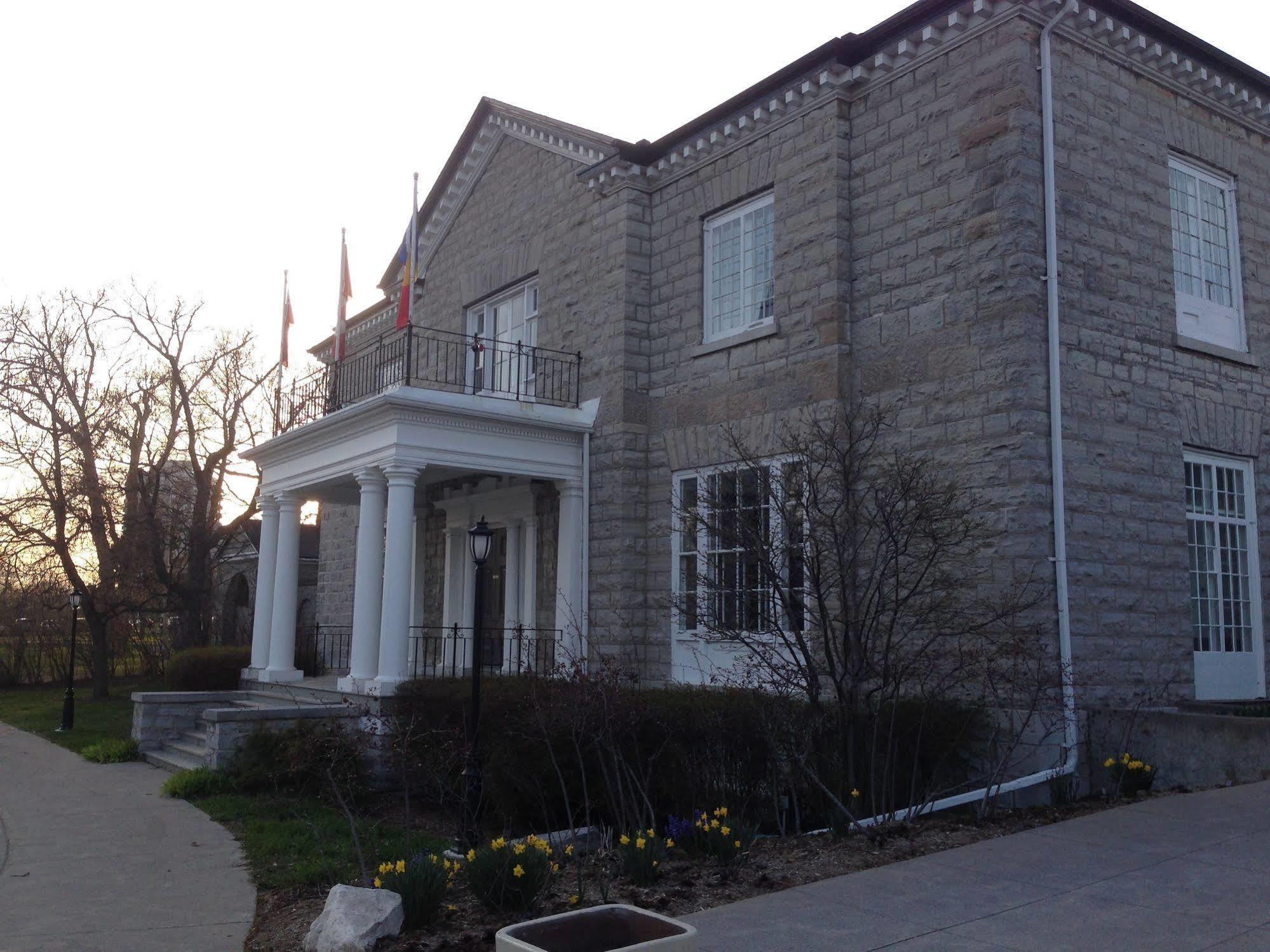 Donald Gordon Hotel And Conference Centre Kingston Exterior photo